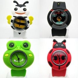 Kids Cartoon động vật Slap 3D Quartz Xem Silicone dây đeo cổ tay xem