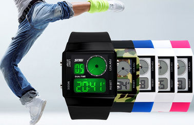 Unisex Time đúp Analog Digital Xem Dual Time Với 5 màu sắc Backlights