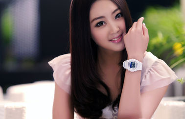 Ladies Elegant trắng kỹ thuật số Xem ABS Trường hợp 12/24 Đồng hồ đeo tay hr