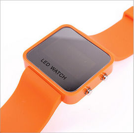 Nhựa Screen Trường hợp kính LED kỹ thuật số cổ tay Watch Với thời gian và thị ngày