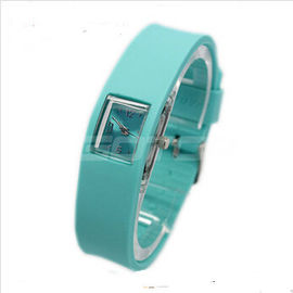 Tuỳ chỉnh Xanh Silicone băng LED thời trang cổ tay Watch Với kỹ thuật số pin có thể thay đổi