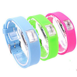 Tuỳ chỉnh Xanh Silicone băng LED thời trang cổ tay Watch Với kỹ thuật số pin có thể thay đổi