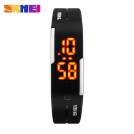 Thin kỹ thuật số nhỏ Led Digital Xem Black 3 ATM Waterproof Đối với nam