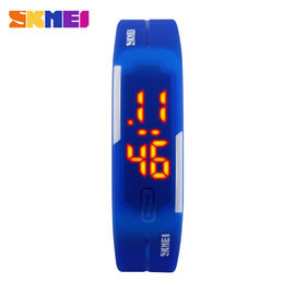 Nhỏ LED kỹ thuật số cổ tay Watch EL Backlight Với ​​Softable PU nhạc