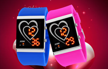 LED kỹ thuật số Đồng hồ đeo tay Tim Phong cách Couple EL Backlight Gương dõi