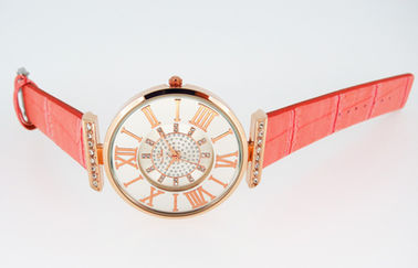 Lady hồng da Strap Đồng hồ Vòng kim loại hợp Quartz Xem các phong trào