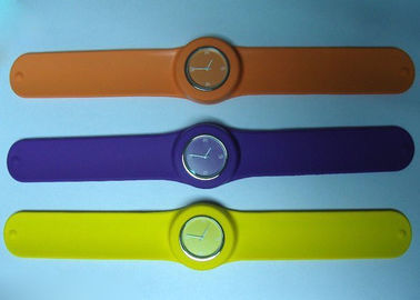 Big Mặt Vàng Slap Bracelet Silicone dây đeo cổ tay Đồng hồ cho trẻ em Với customerized Logo