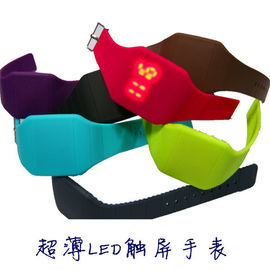 Chống thấm nước Thể thao Silicone dây đeo cổ tay Watch, màn hình cảm ứng Led Xem