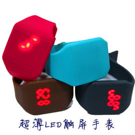 Tuỳ chỉnh Mens thao Silicone Màn hình cảm ứng LED Xem đầy màu sắc nhẹ