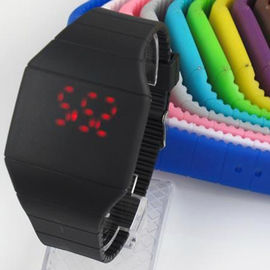 Mens Vàng / Womens thao Silicone dây đeo tay kỹ thuật số LED Màn hình cảm ứng